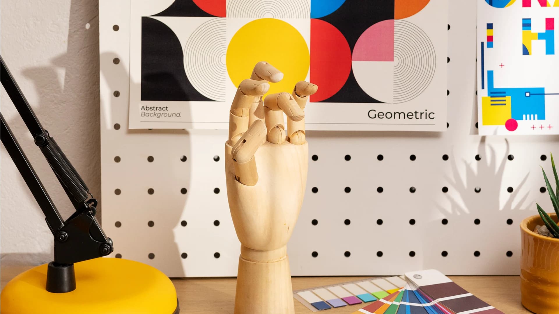 Strategy, Brand & Growth Intelligence.